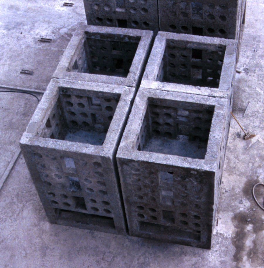 Photo of concrete box (Box 33)