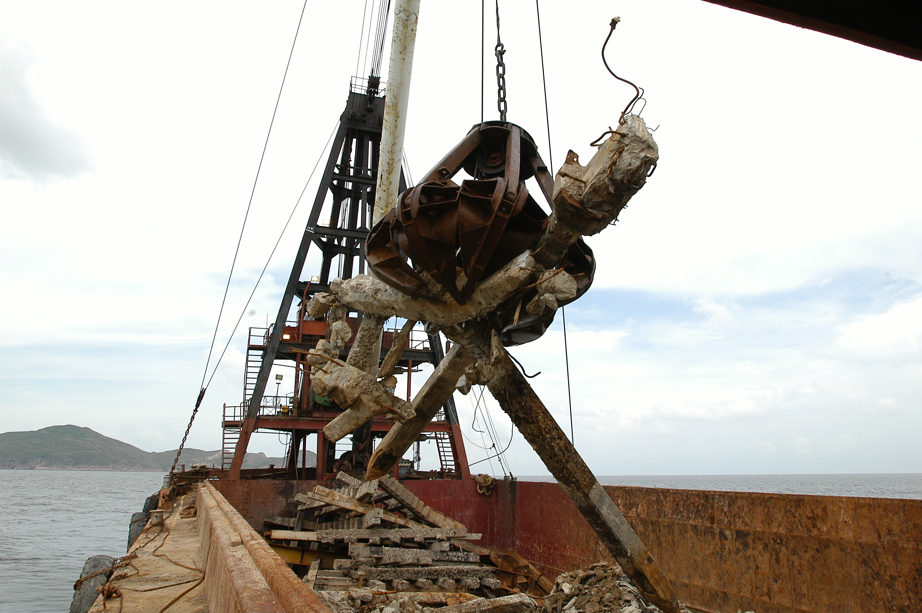 Photo of deployment of redundant Cheung Chau Pier