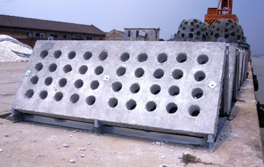 Photo of concrete toblerone