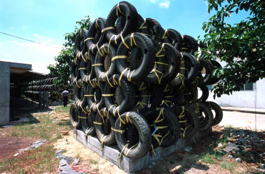 Photo of 4-layer cube used tyre artificial reef