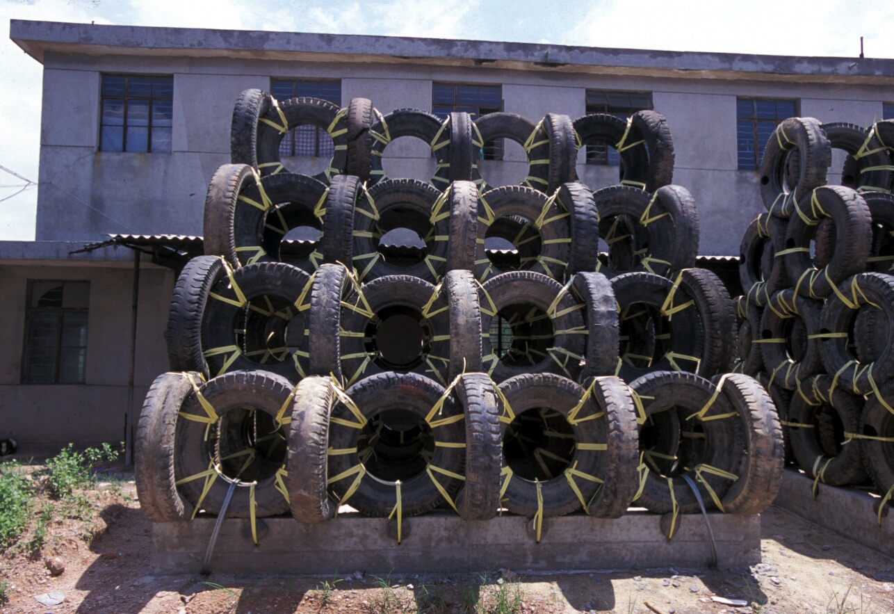 Photo of 4-layer pyramid used tyre