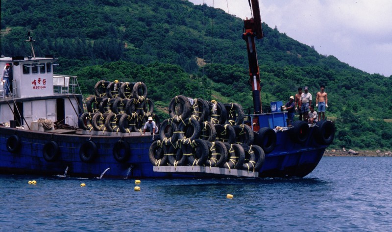 Tyre deployment